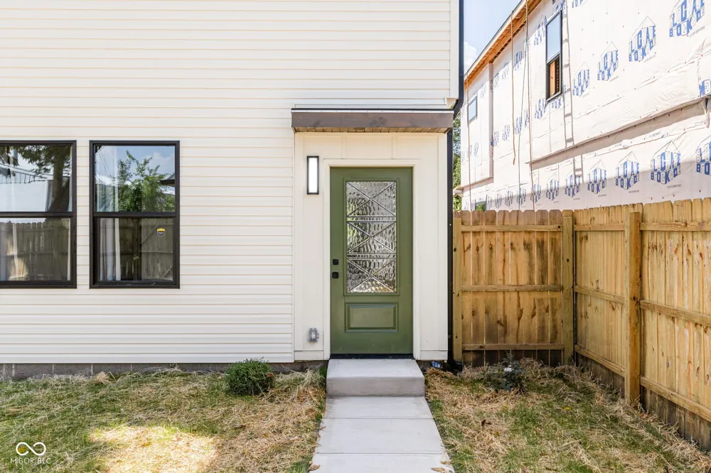 2069 Yandes Indianapolis, IN 46202