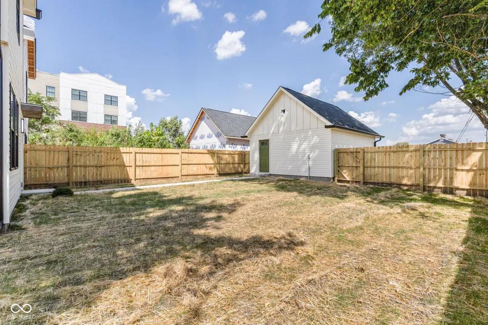 2069 Yandes Indianapolis, IN 46202