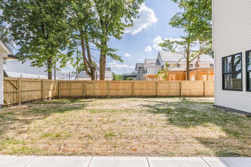2069 Yandes Indianapolis, IN 46202