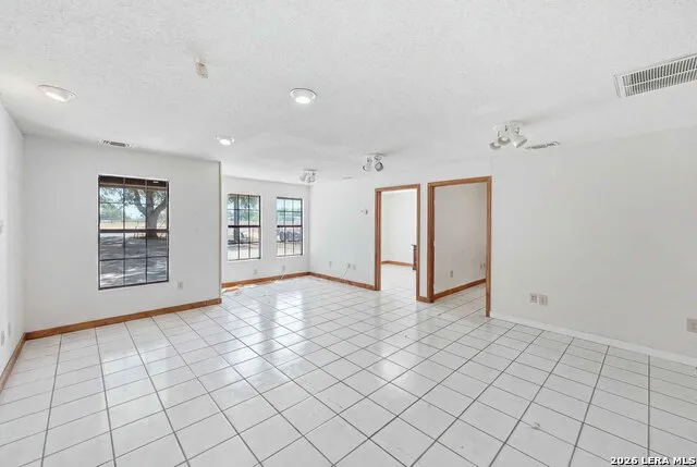 7285 US HIGHWAY 87 E China Grove, TX 78263