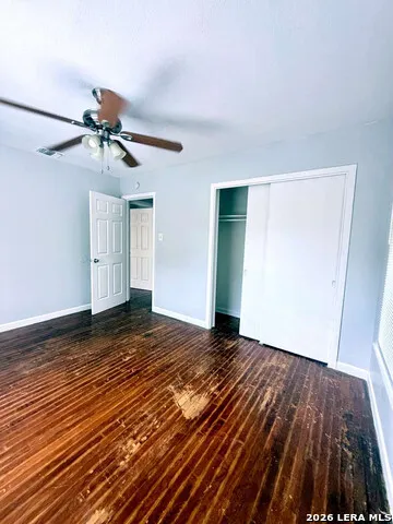 127 CYRIL DR San Antonio, TX 78218