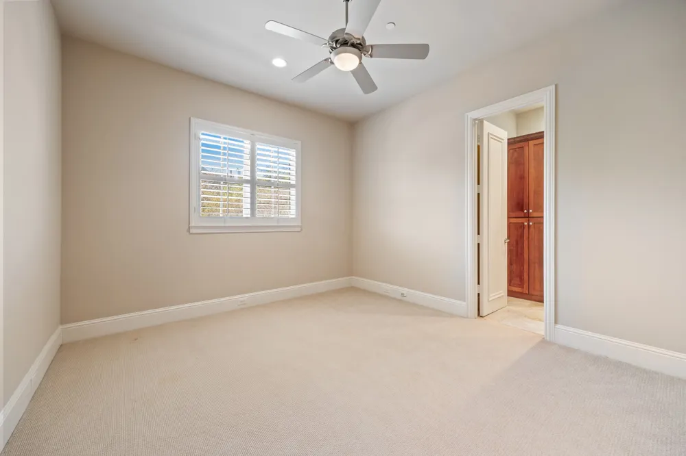 14737 Stanford Court Addison, TX 75254