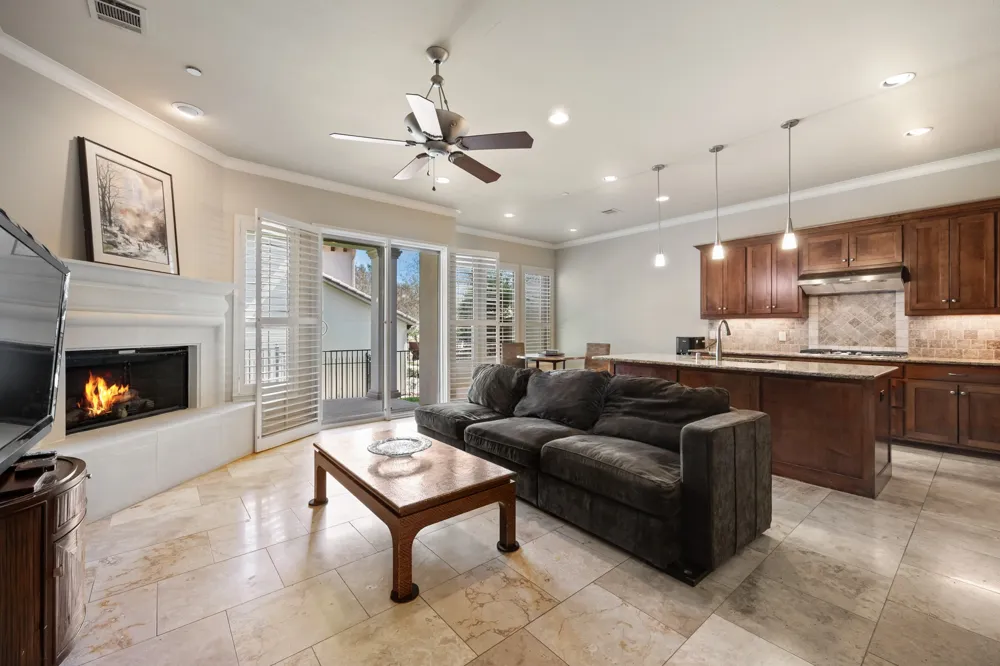 14737 Stanford Court Addison, TX 75254