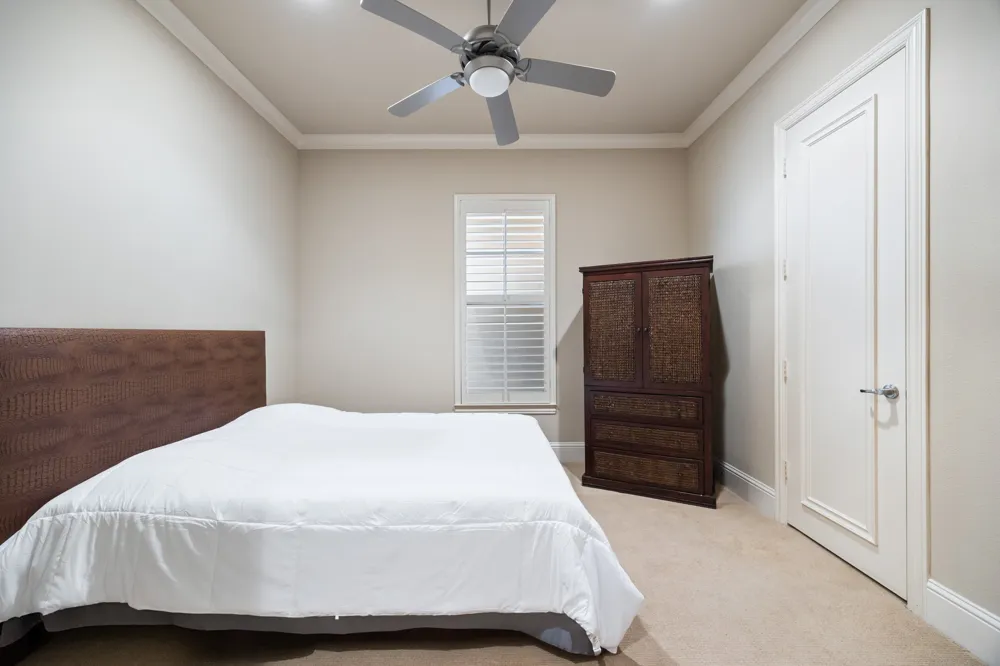 14737 Stanford Court Addison, TX 75254