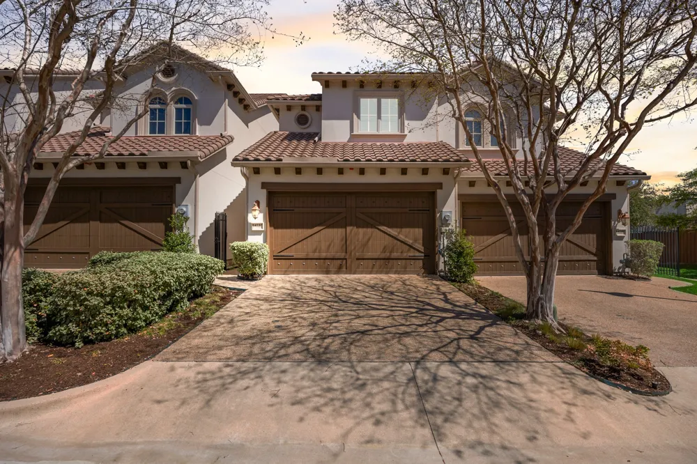 14737 Stanford Court Addison, TX 75254