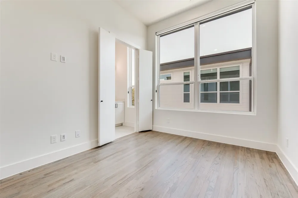 4718 Bryan Street #203 Dallas, TX 75204