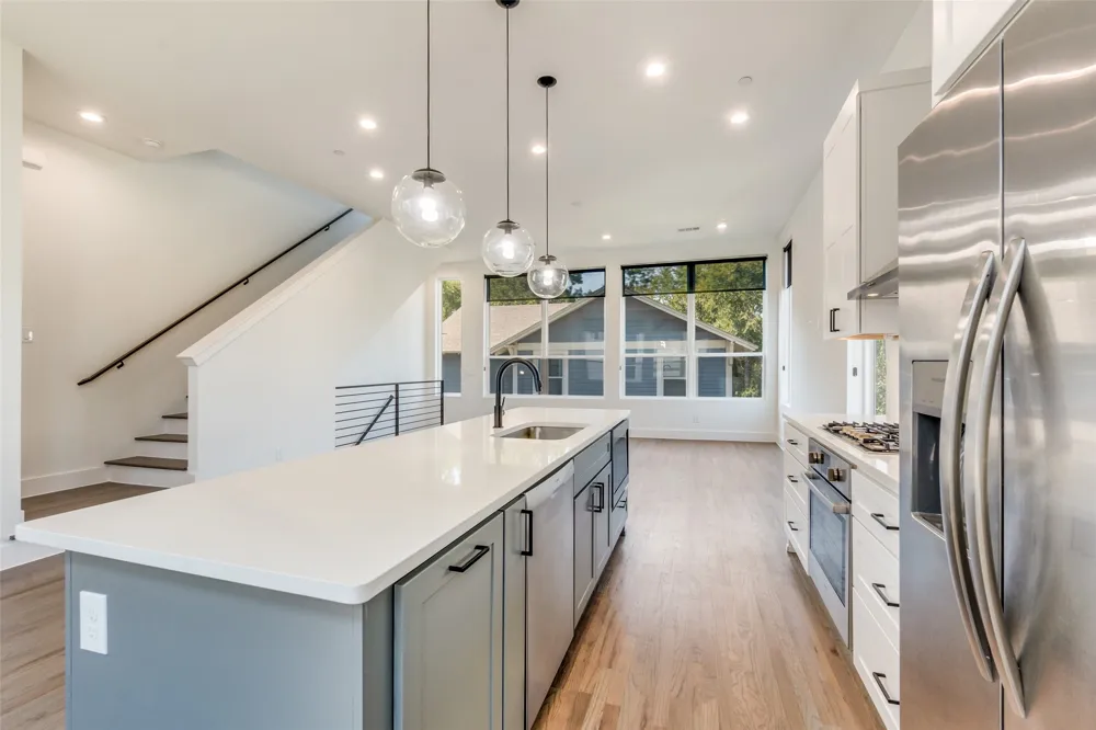 4718 Bryan Street #203 Dallas, TX 75204