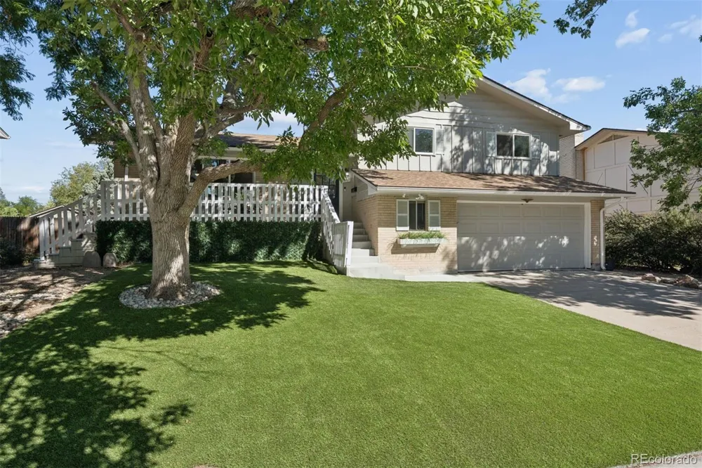 7567 E Fremont Drive Centennial, CO 80112