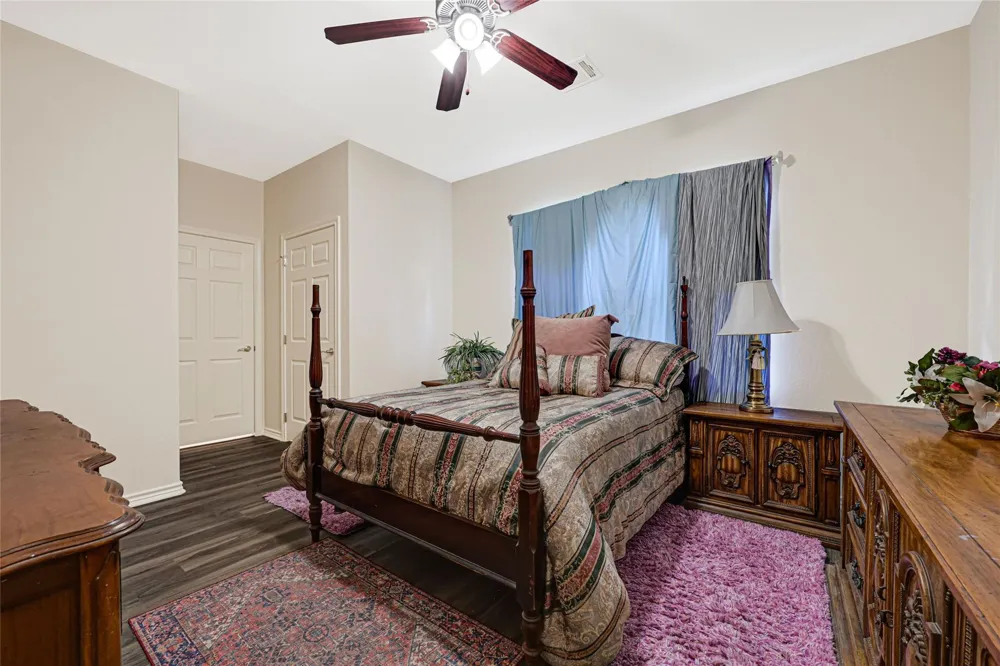 7622 Touchstone Street Houston, TX 77028