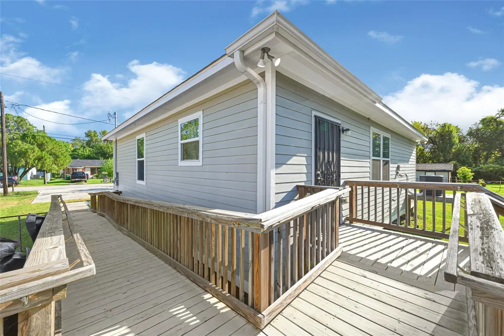 7622 Touchstone Street Houston, TX 77028