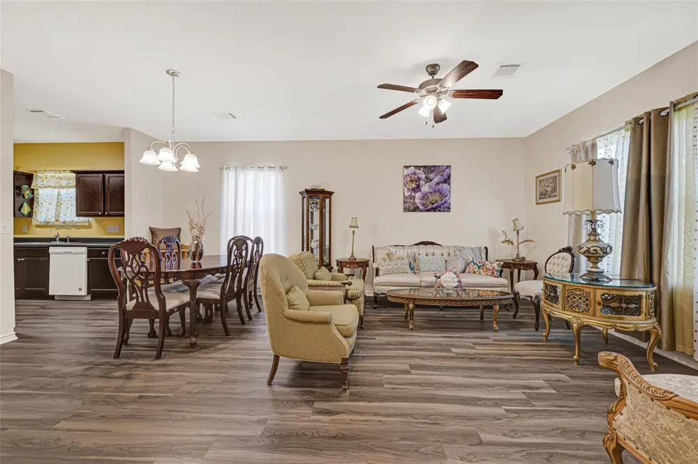 7622 Touchstone Street Houston, TX 77028