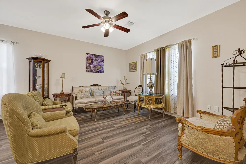 7622 Touchstone Street Houston, TX 77028
