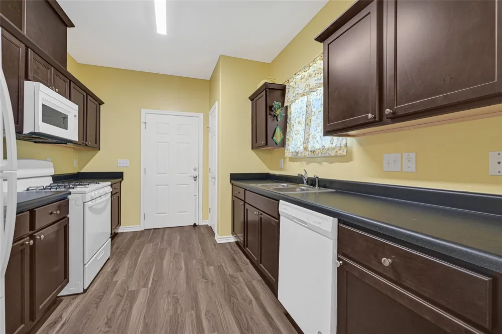 7622 Touchstone Street Houston, TX 77028