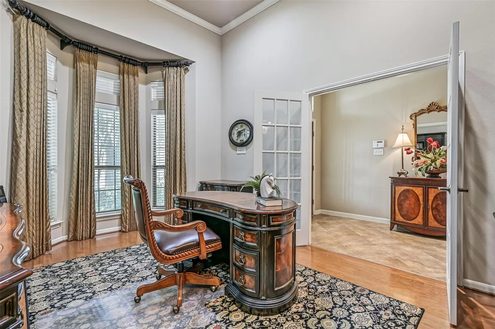 2427 Pioneer Oaks Drive Fresno, TX 77545