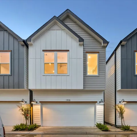 1918 Luna Woods Lane