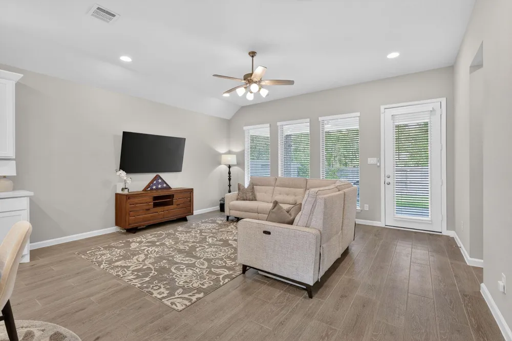11231 Burgus Farm Road Humble, TX 77346