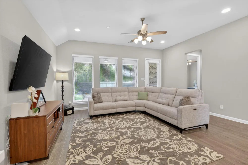 11231 Burgus Farm Road Humble, TX 77346