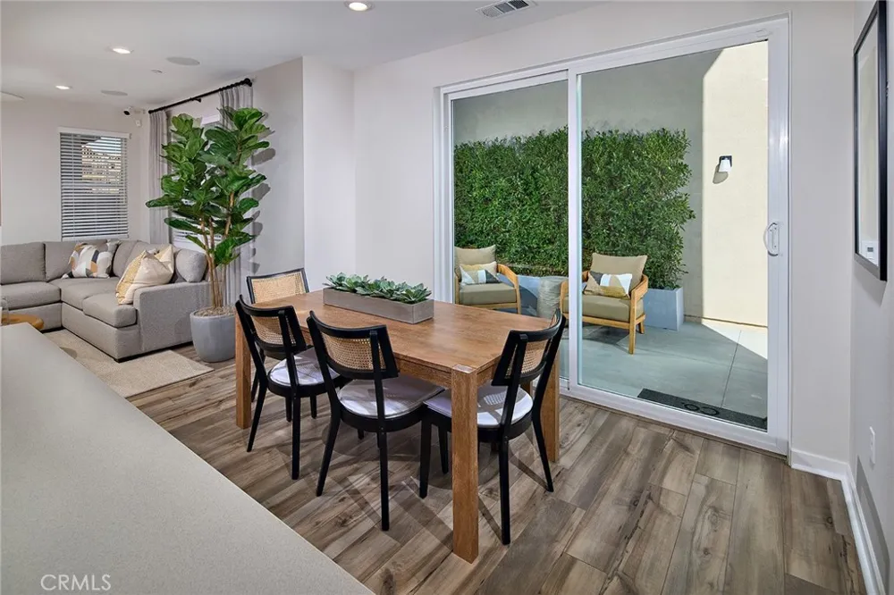 16588 Bottlebrush Lane #2 Fontana, CA 92336