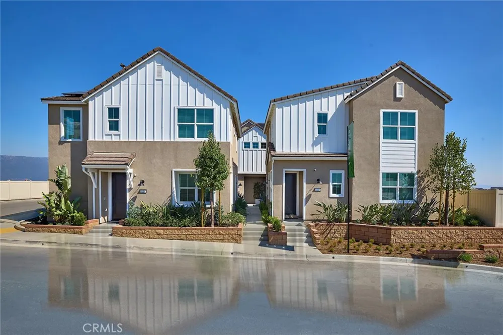 16588 Bottlebrush Lane #2 Fontana, CA 92336