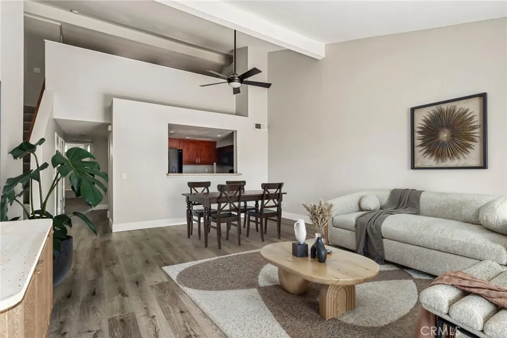 1574 Charterwood Court Thousand Oaks, CA 91362
