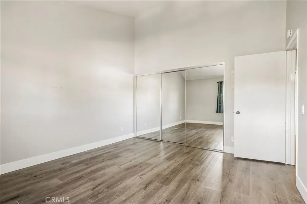 1574 Charterwood Court Thousand Oaks, CA 91362