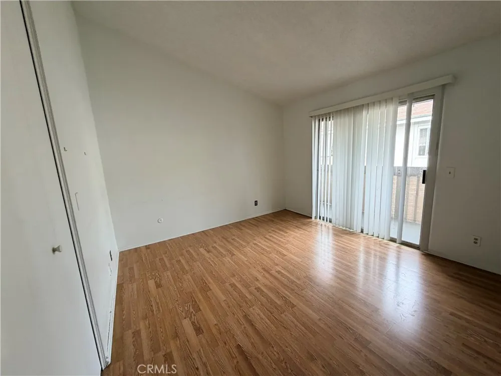 1661 Neil Armstrong #242 Montebello, CA 90640