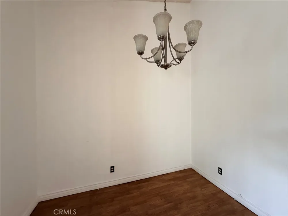 1661 Neil Armstrong #242 Montebello, CA 90640