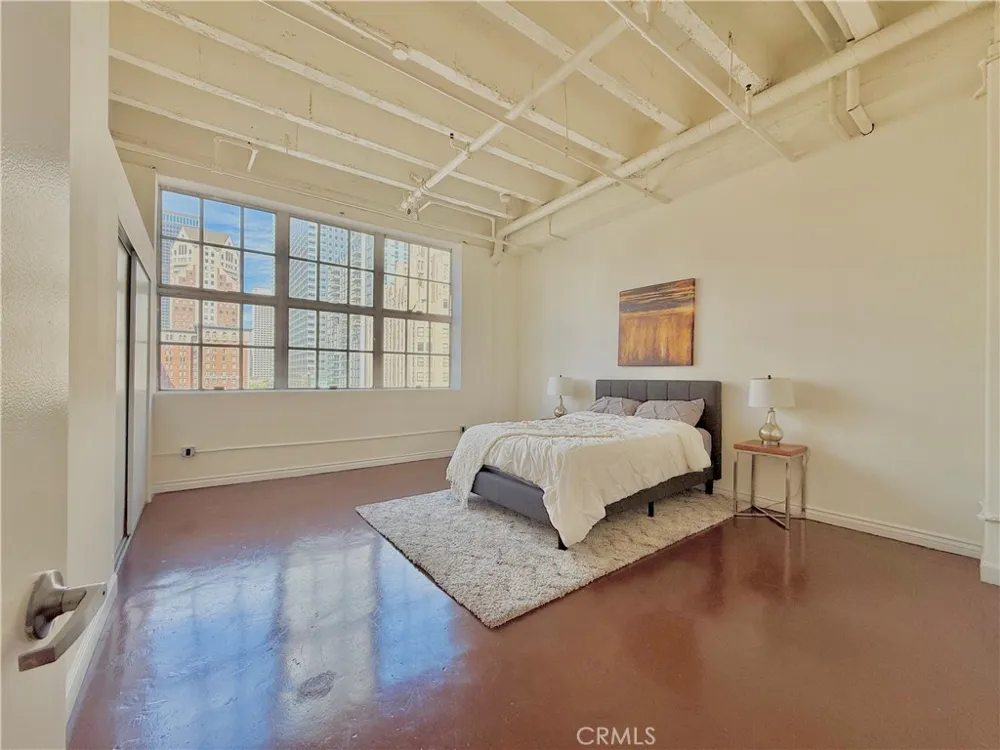 312 W 5th Street #701 Los Angeles, CA 90013