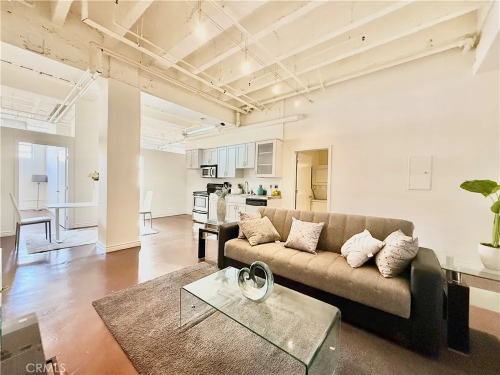312 W 5th Street #701 Los Angeles, CA 90013