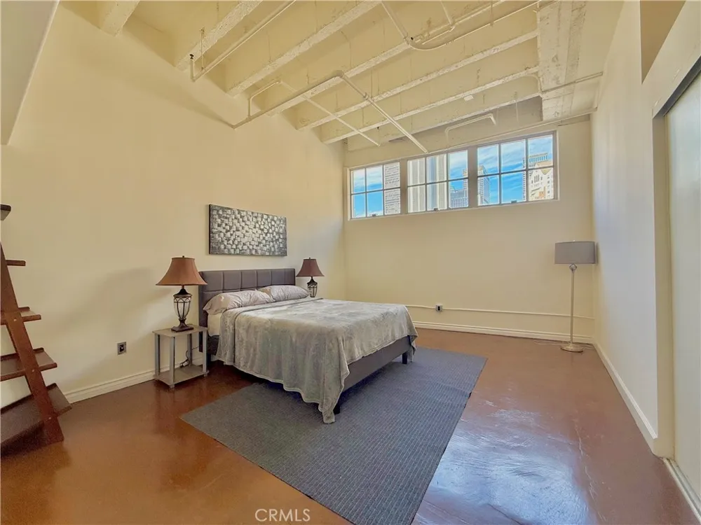 312 W 5th Street #701 Los Angeles, CA 90013