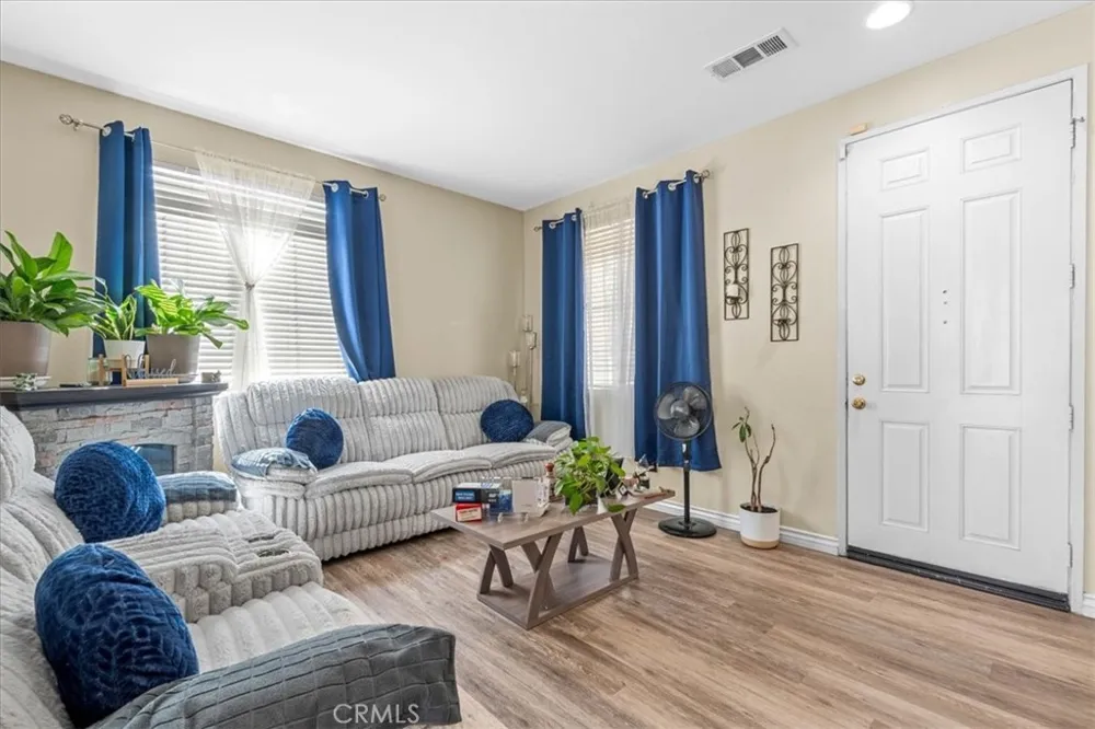 13772 Helena Rd Victorville, CA 92392