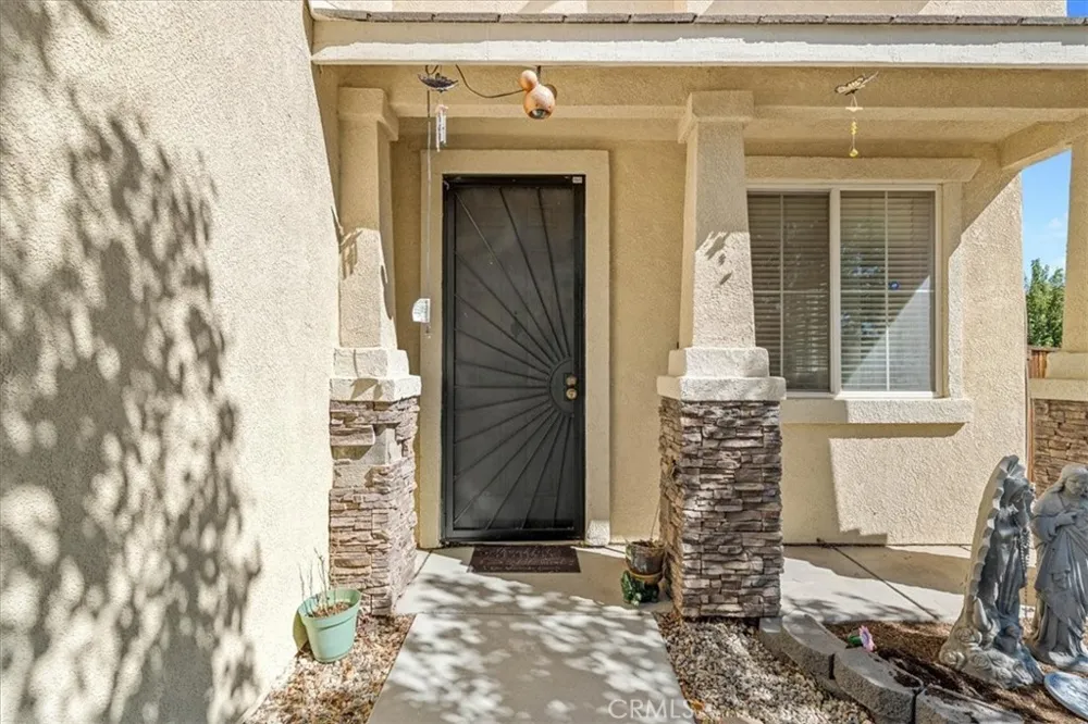 13772 Helena Rd Victorville, CA 92392