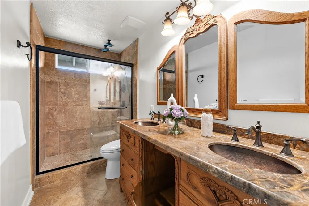 4951 Oak Tree Court Yorba Linda, CA 92886