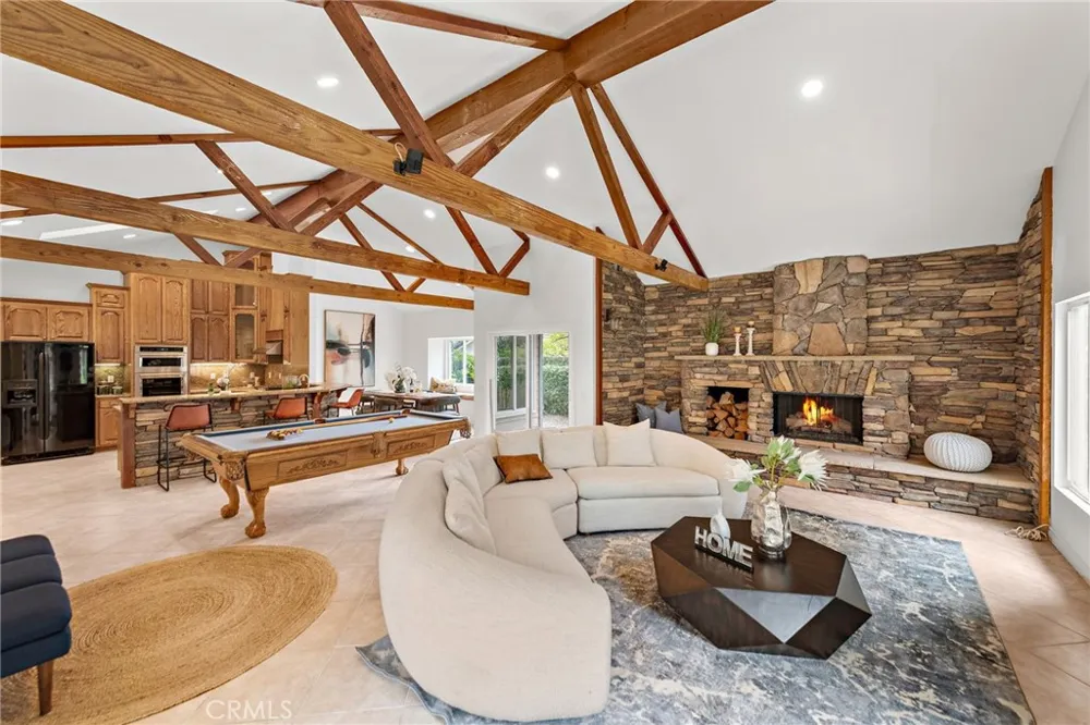 4951 Oak Tree Court Yorba Linda, CA 92886