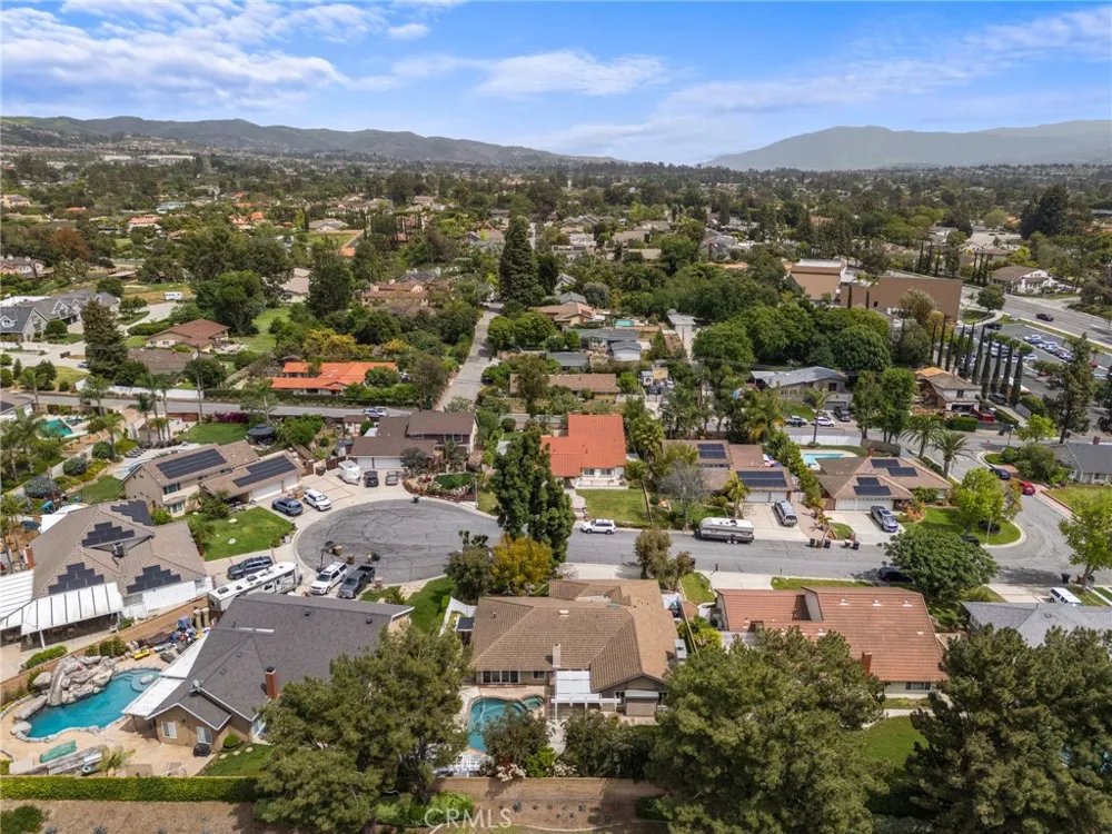 4951 Oak Tree Court Yorba Linda, CA 92886