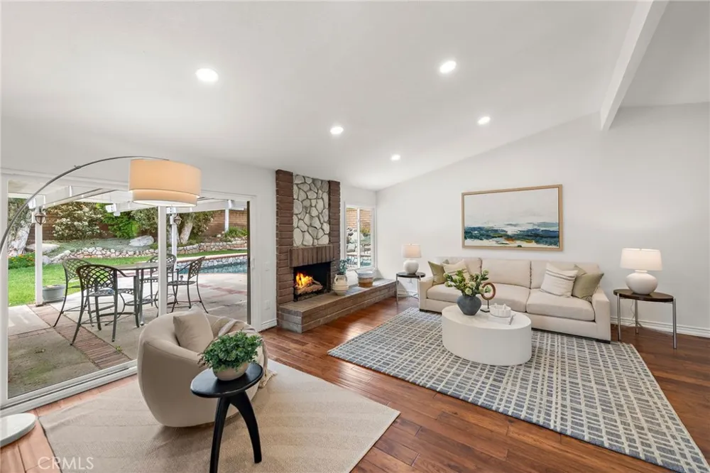 4951 Oak Tree Court Yorba Linda, CA 92886