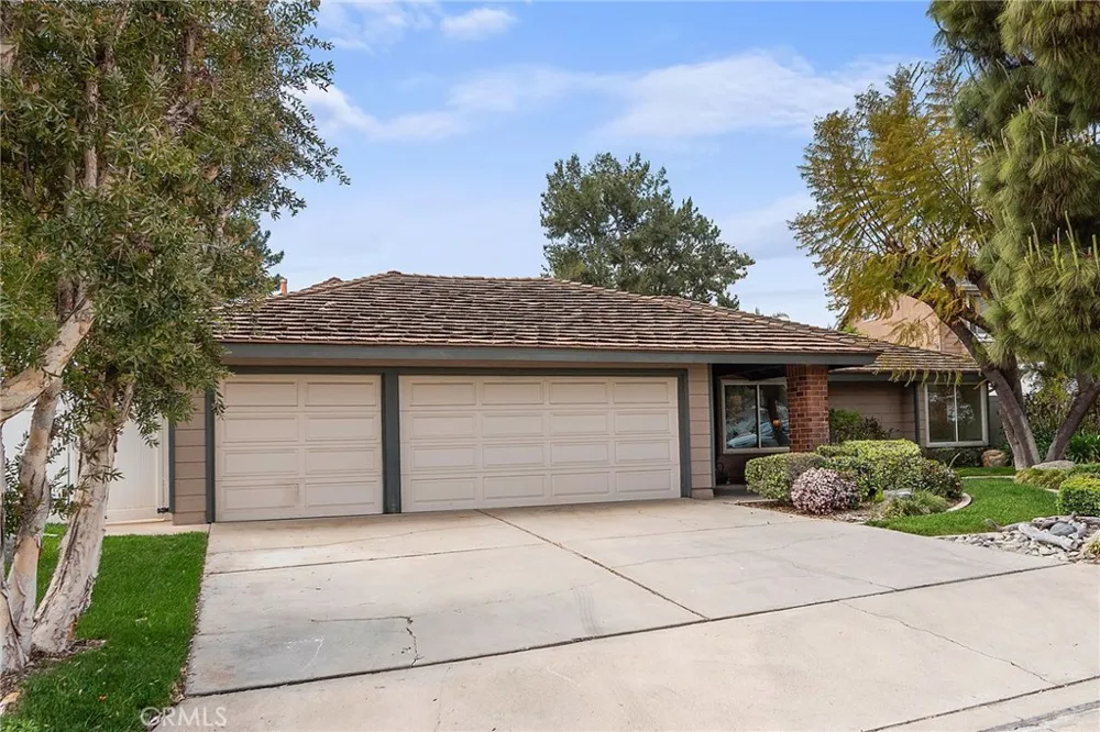 4951 Oak Tree Court Yorba Linda, CA 92886