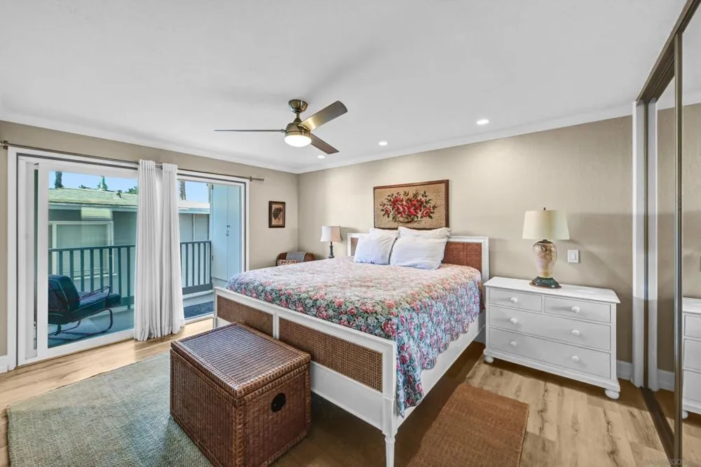 510 Pacific #4 Oceanside, CA 92054