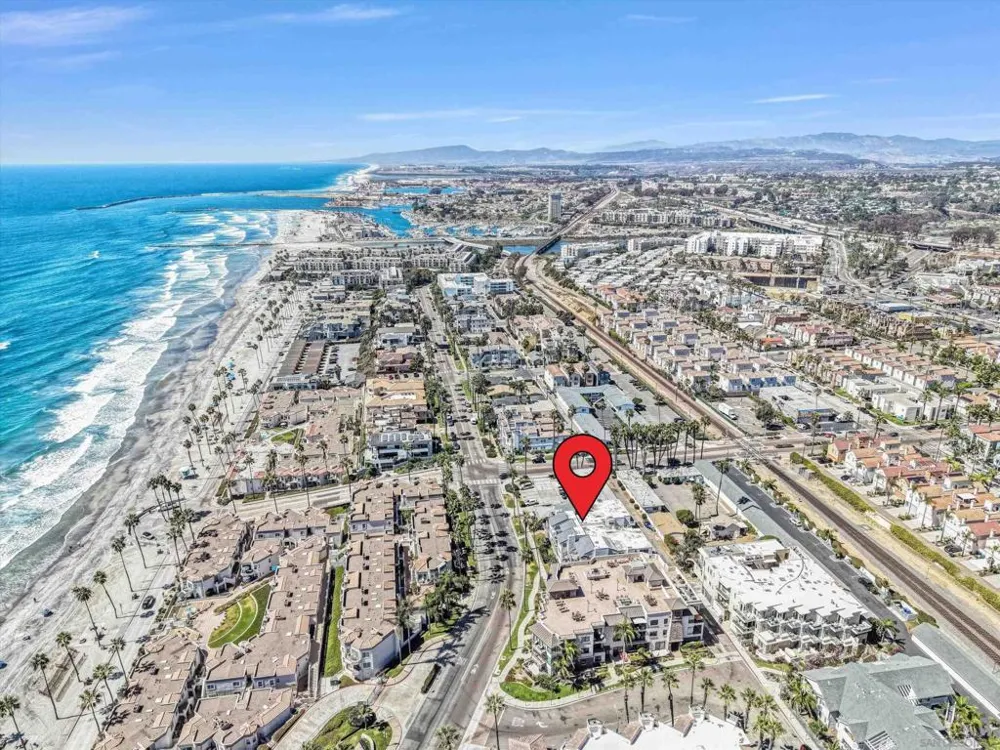 510 Pacific #4 Oceanside, CA 92054