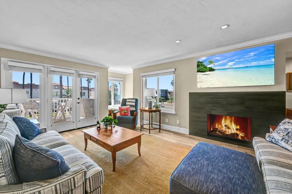 510 Pacific #4 Oceanside, CA 92054