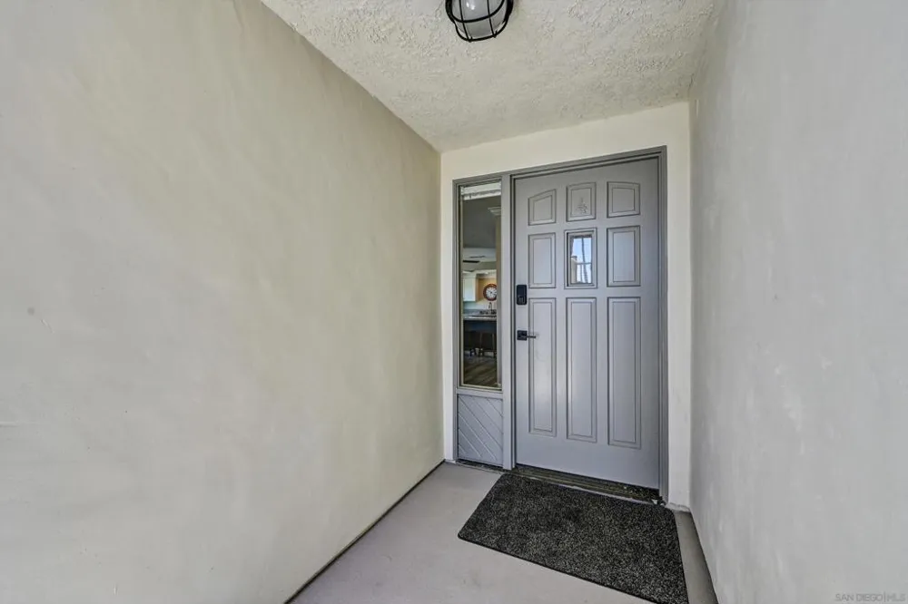 510 Pacific #4 Oceanside, CA 92054