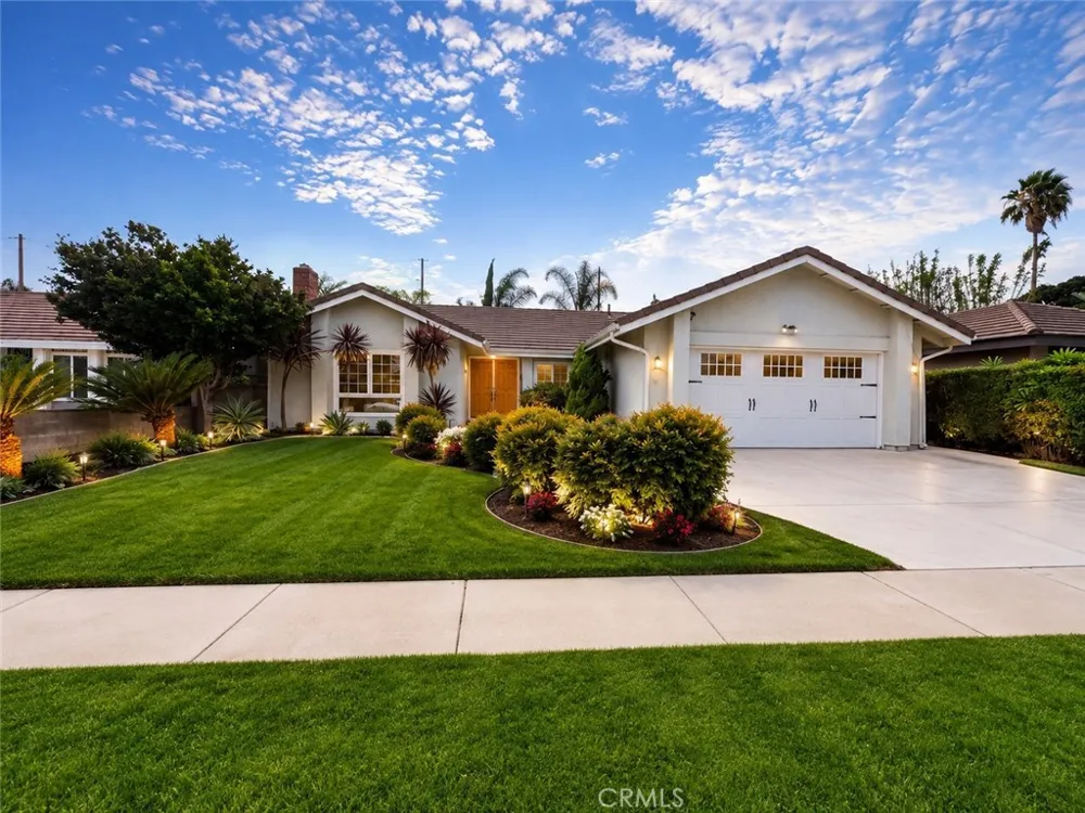 17627 Fremont Fountain Valley, CA 92708