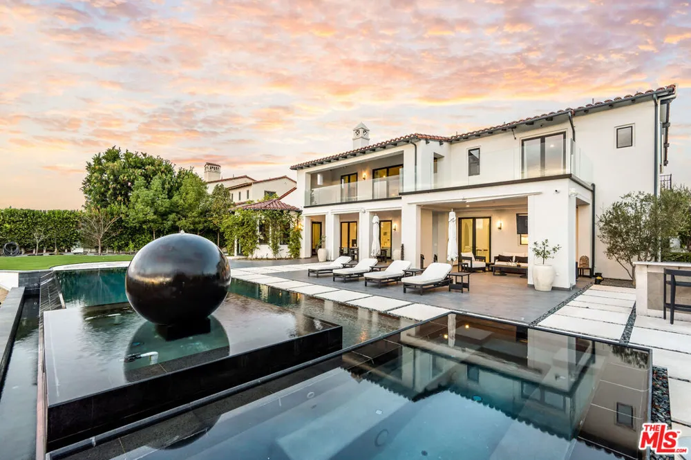 4205 Prado De La Puma Calabasas, CA 91302