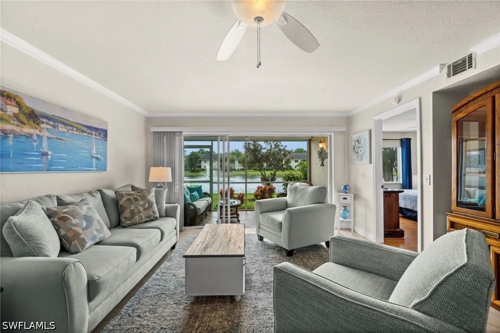Gabriel Circle #1 Naples, FL 34104