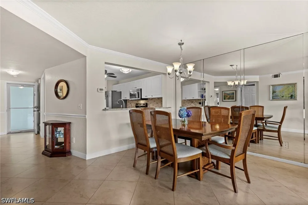 Gabriel Circle #1 Naples, FL 34104