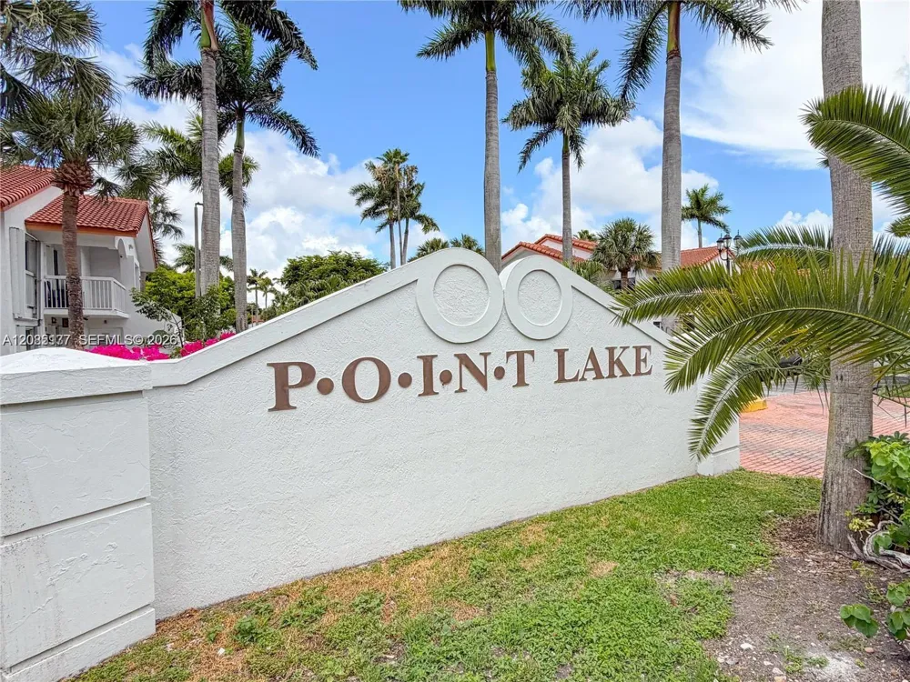 15390 SW 76 Terr #207 Miami, FL 33193