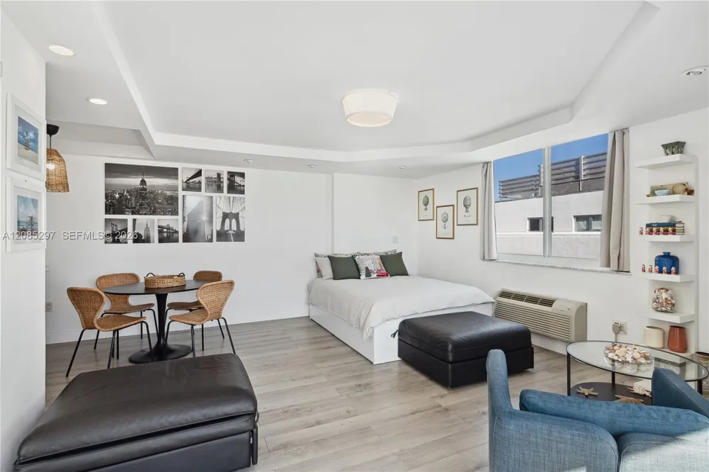 1255 Collins Ave #508 Miami Beach, FL 33139