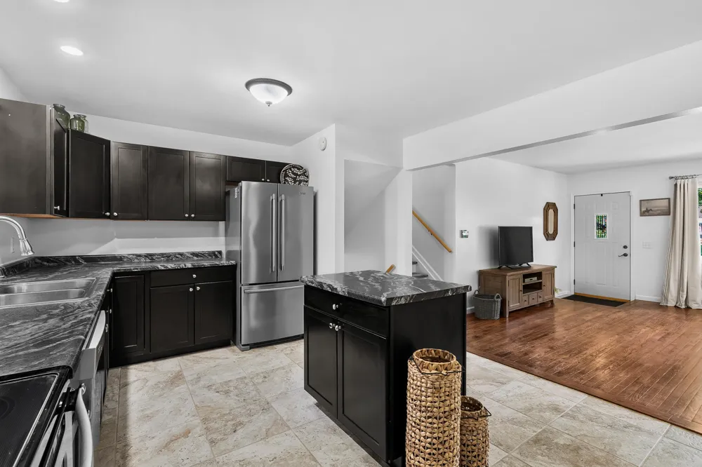 1431 Edington Street Portage, MI 49024