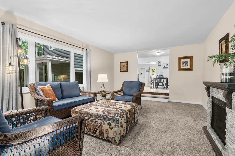 1431 Edington Street Portage, MI 49024