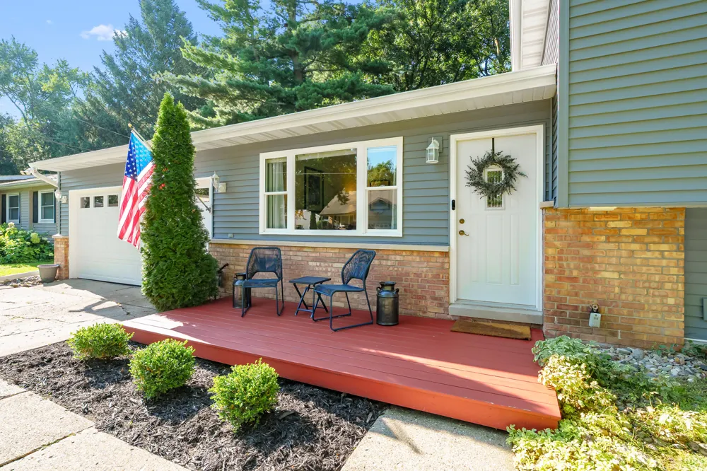 1431 Edington Street Portage, MI 49024